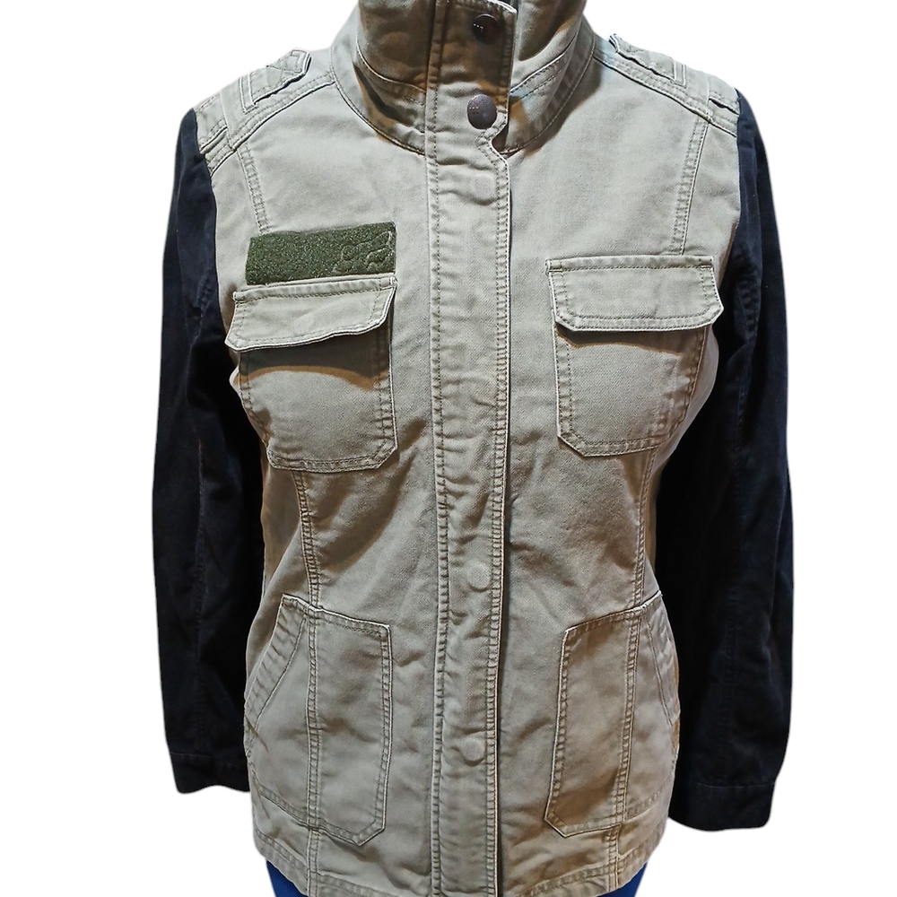 Stylish Two-Tone Jacket
